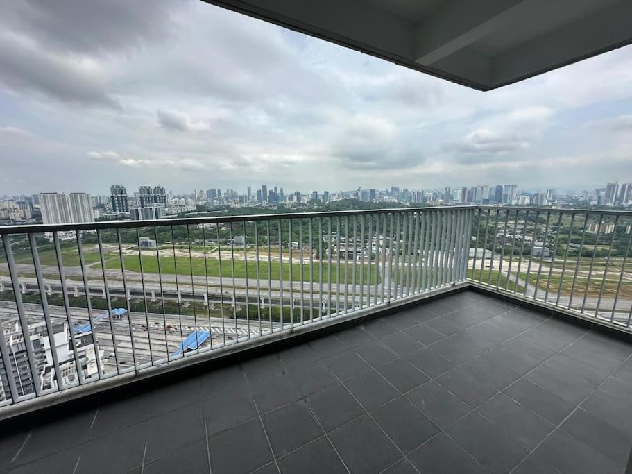 New Razak 4pax 3r3b * Kuala Lumpur