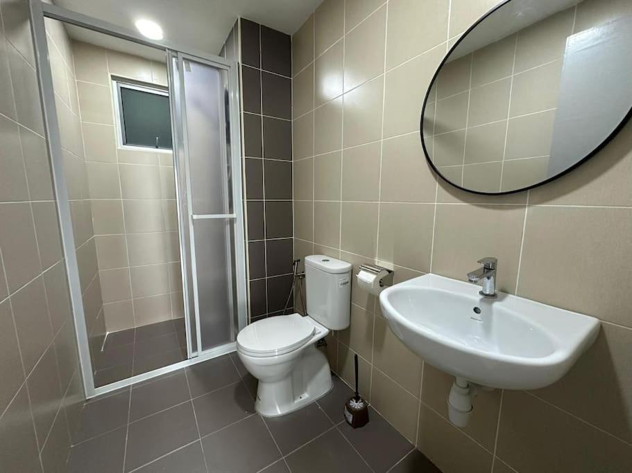 New Razak 4pax 3r3b Apartment *