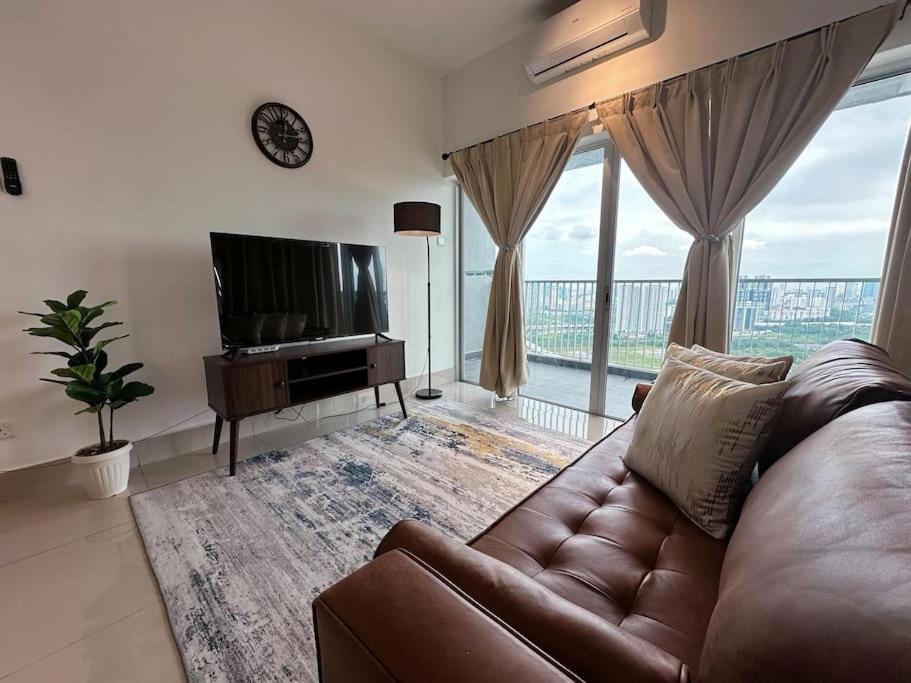New Razak 4pax 3r3b Apartment *
